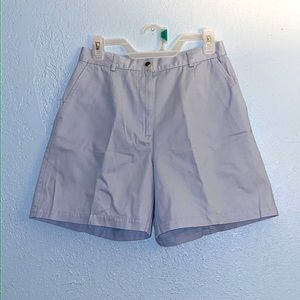 ⭐️ 3 for$25- LL Bean Shorts flat Light Blue SZ 8